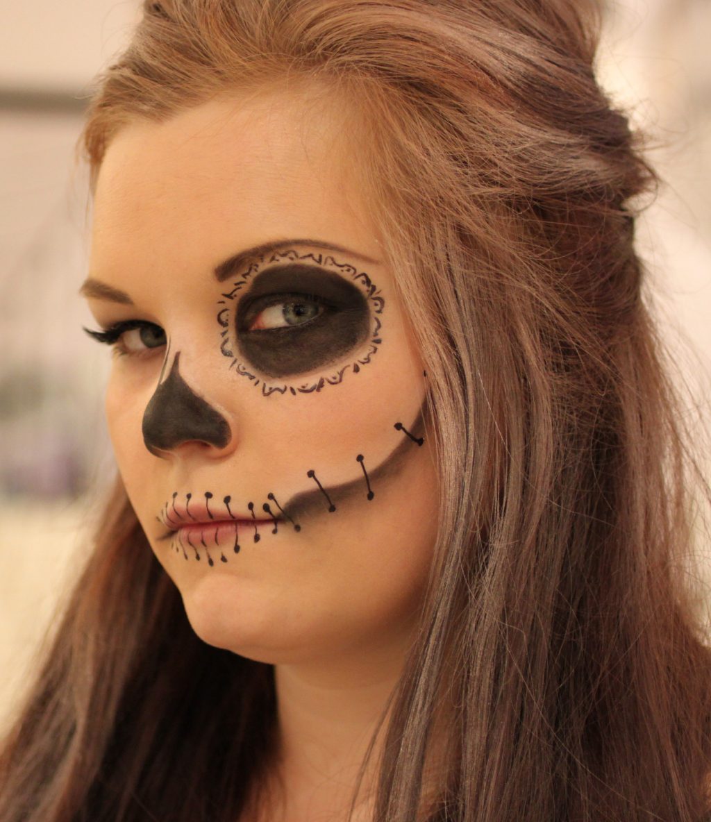 Stylish And Subtle Sugar Skull Makeup